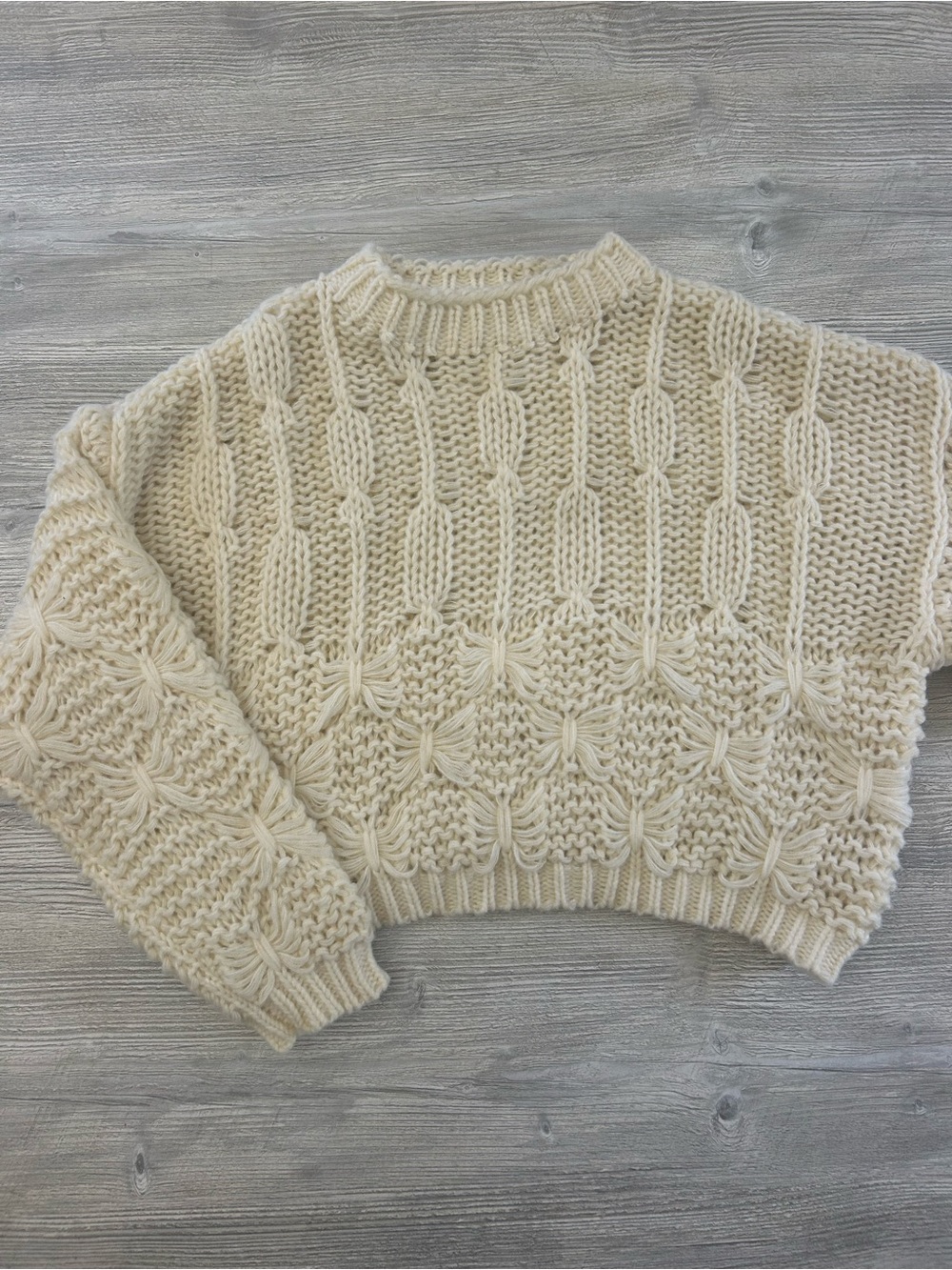 12th Tribe Cream Chunky Bow and Cable Knit Cropped Crewneck Sweater Small